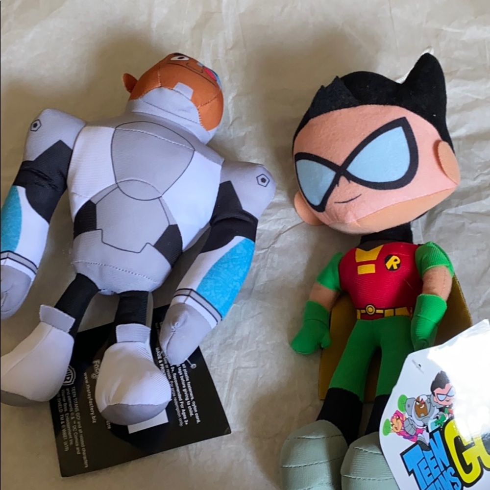 2 Teen Titans Go stuffed toys